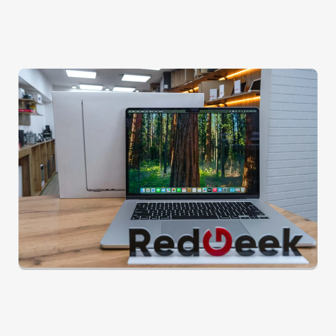 MacBook Air M2 15 8GB/256GB