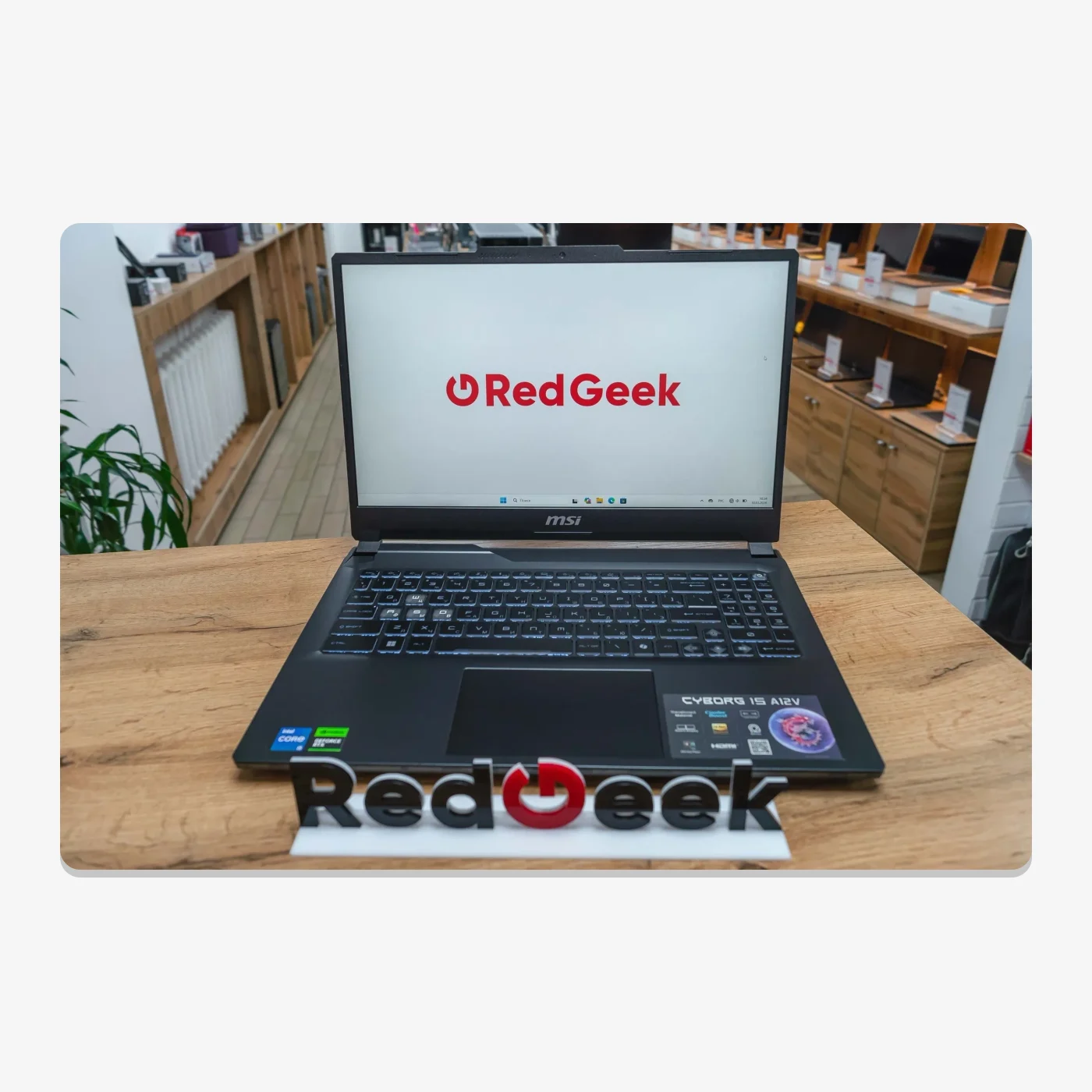 Игровой MSI Cyborg 15 A12V Core i5-12450H SSD 512 GB