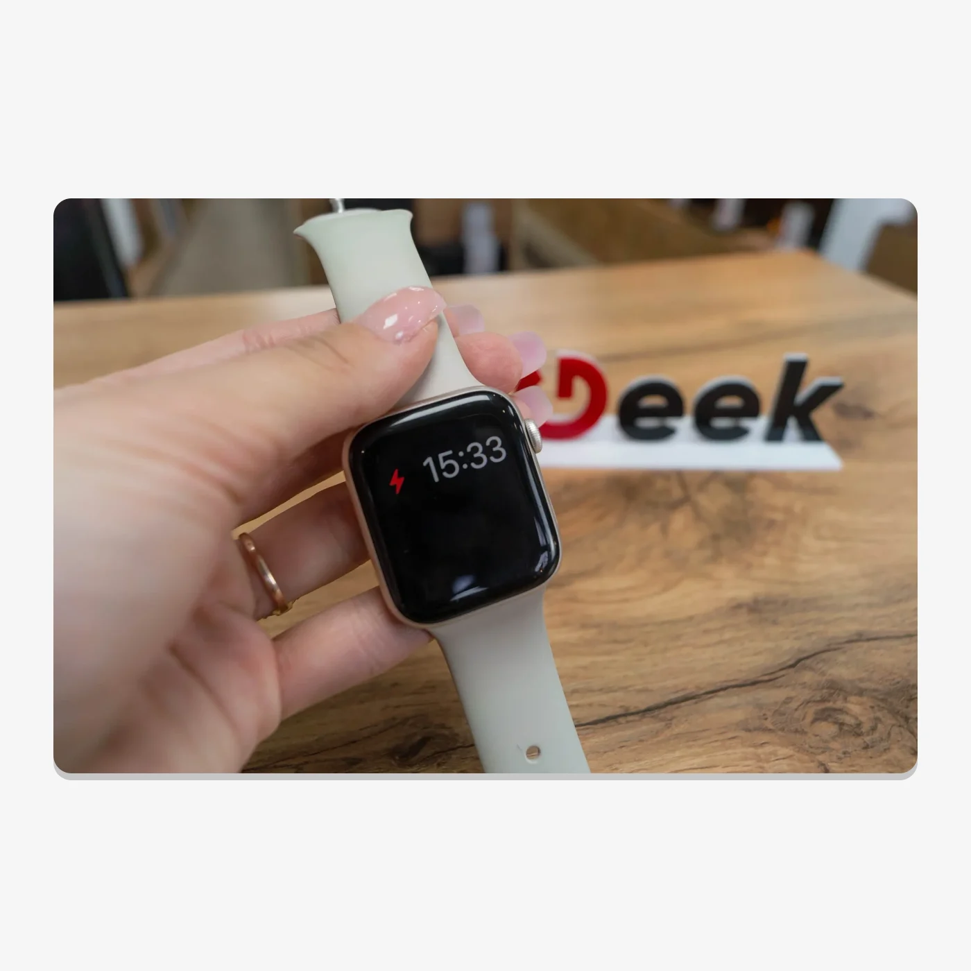 Apple Watch SE 2nd Gen 44mm